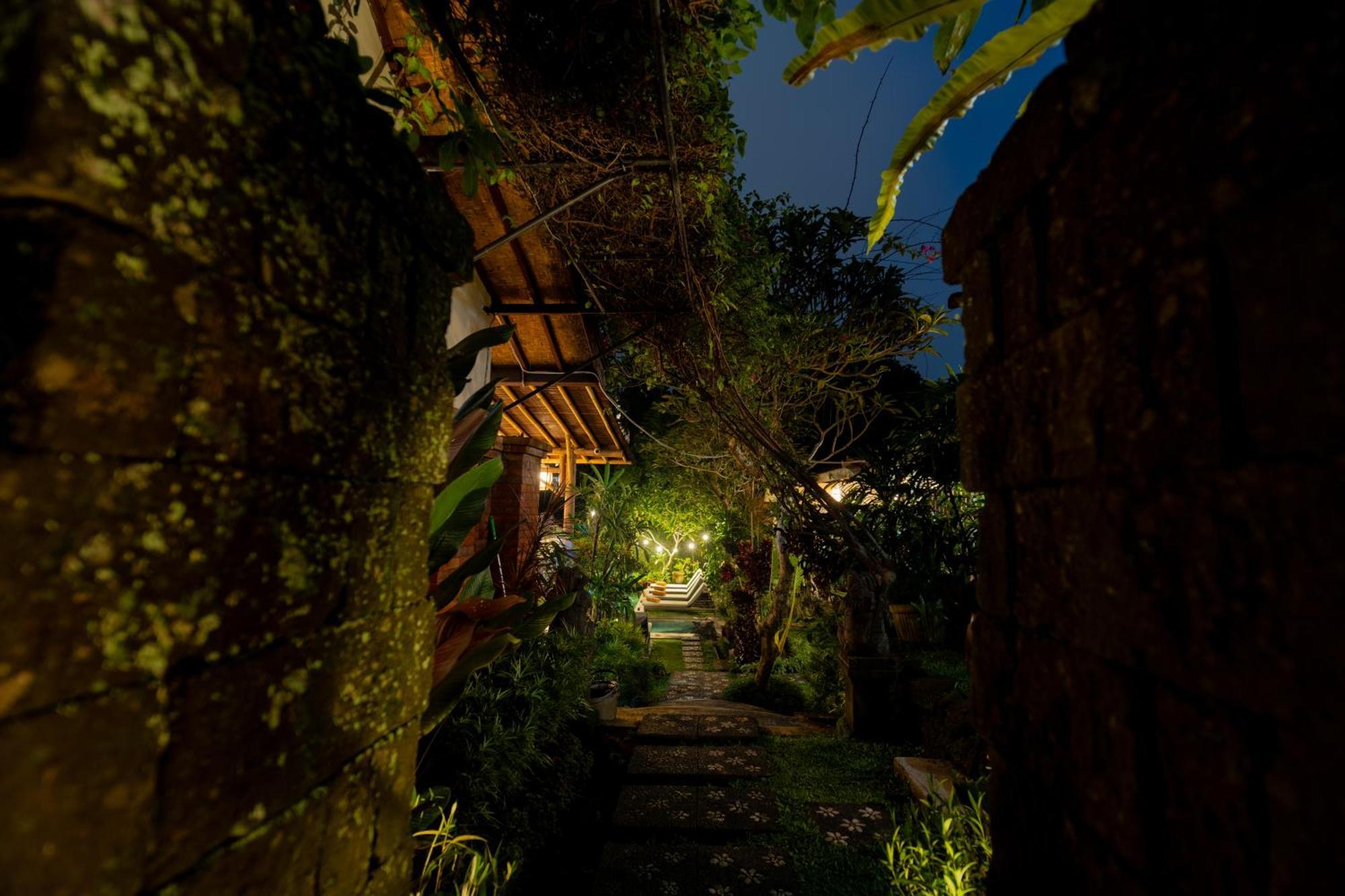 Hotel Desak Putu Putra Hidden à Ubud Extérieur photo